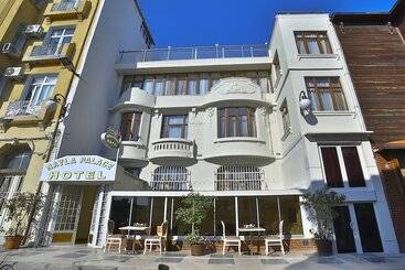 Nayla Palace Hotel Special Category