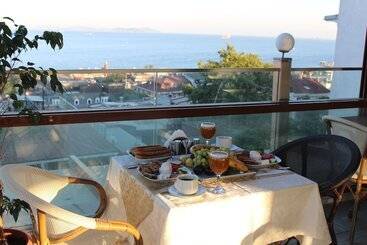 Nayla Palace Hotel Special Category