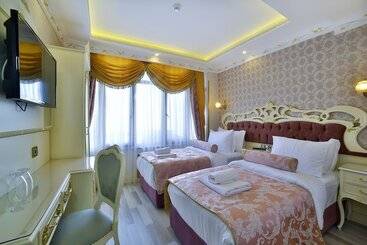 Nayla Palace Hotel Special Category