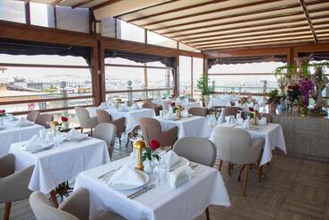 Nayla Palace Hotel Special Category