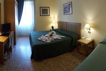 هتل Nuovo Albergo