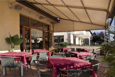 هتل Nuovo Albergo Il Portonaccio