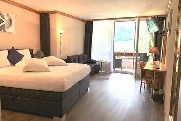 酒店 Quellenhof Leukerbad