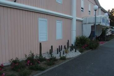 هتل Quick Palace Vannes