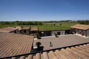 هتل Relais Corte Pontigliardo