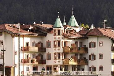 فندق Rosa Resort