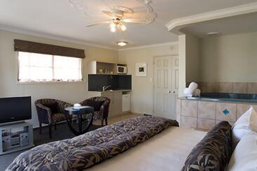 هتل Silver Fern Rotorua Suites & Spa