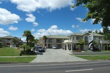 هتل Silver Fern Rotorua Suites & Spa