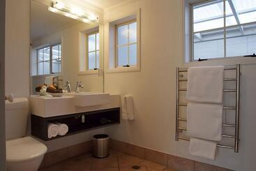 هتل Silver Fern Rotorua Suites & Spa