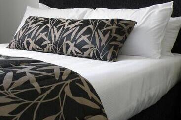 هتل Silver Fern Rotorua Suites & Spa