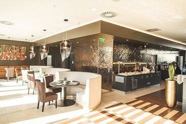 هتل Plaza Premium Karlsruhe