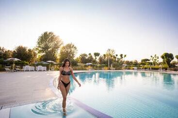 Hotel Club Del Sole Vigna Sul Mar Family Camping Village