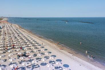 Hotel Club Del Sole Vigna Sul Mar Family Camping Village