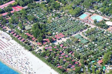 Hotel Club Del Sole Vigna Sul Mar Family Camping Village
