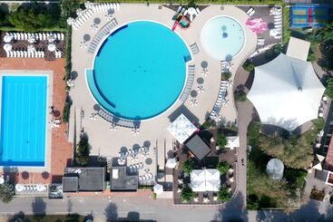 Hotel Club Del Sole Vigna Sul Mar Family Camping Village