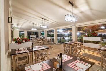 Hotel Club Del Sole Vigna Sul Mar Family Camping Village