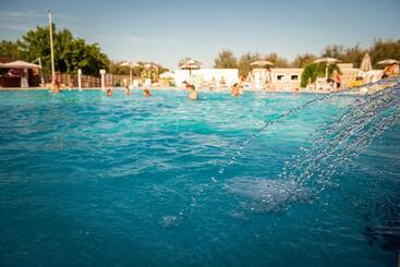 Hotel Club Del Sole Vigna Sul Mar Family Camping Village