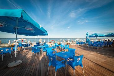 Hotel Club Del Sole Vigna Sul Mar Family Camping Village