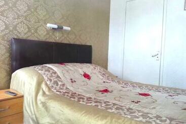 تختخواب و صبحانه Lynwood Hotel & Spa