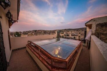 پانسیون Room In Guest Room   Riad Ouliya Fes Morrocco