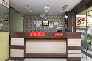 هتل Vaccinated Staff- Oyo 45540 Prakash Inn