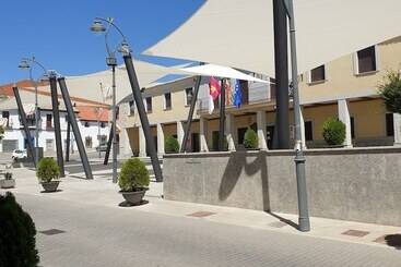 פנסיון Hostal Don Lucas