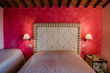Residence Borgo Felciaione
