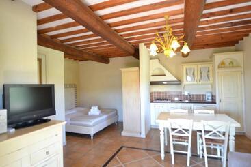 Residence Borgo Felciaione