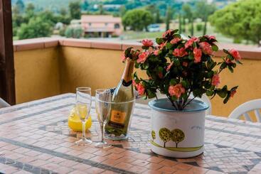 Residence Borgo Felciaione