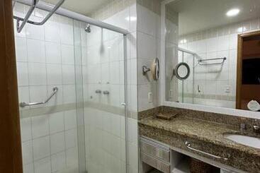 Tropical Executive Hotel N 619