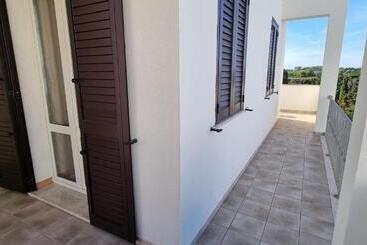 Catona House