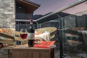 هتل Crystal Resort