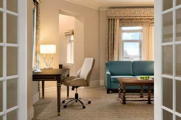 هتل Fairmont Chateau Laurier Gold Experience