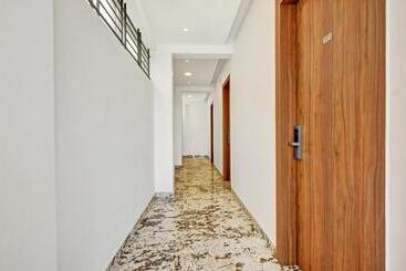 Itsy Hotels Shrey S Inn Mallandur Road