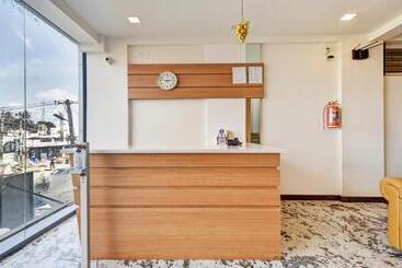 Itsy Hotels Shrey S Inn Mallandur Road