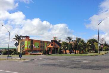 Greenview Motel