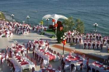 هتل Atamer Doga Resort