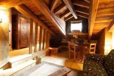هتل Au Coeur Des Neiges & Spa