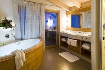 هتل Chalet Tianes   Alpine Relax
