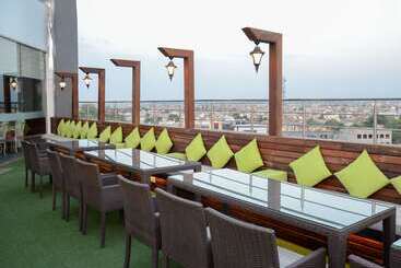 هتل Comfort Inn Tulip Heights