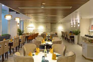 هتل Comfort Inn Tulip Heights