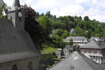 Hotel Graf Rolshausen