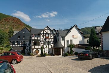 هتل Halfenstube & Villa Spa 1894