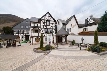 هتل Halfenstube & Villa Spa 1894