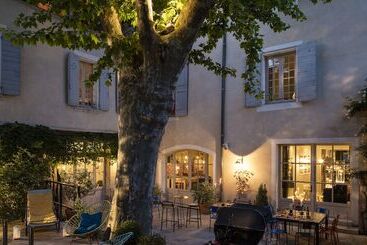 هتل La Maison Sur La Sorgue   Esprit De France