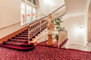 هتل Radium Palace