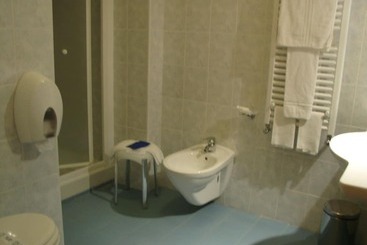 هتل Riviera
