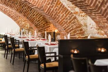 Romantik Hotel Scheelehof Stralsund