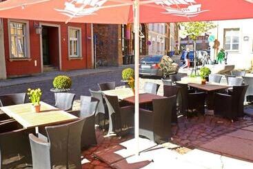 Romantik Hotel Scheelehof Stralsund