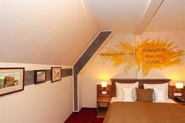 Romantik Hotel Scheelehof Stralsund